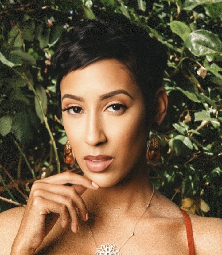 Ashley Nicole Singleton — photo shoot